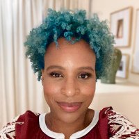 Nicola updates(@NicolaYoon) 's Twitter Profile Photo