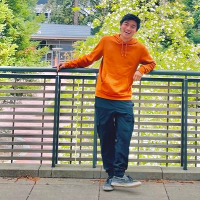Nathan・UCSC ‘25 🐚・19歳・日本語で呟いて、勉強している!📱 ・気軽に話しかけてください〜💬💬助けて・間違いがあったら直してください💩・tell me about cultures • moods-🤨-🐌-🤡-🦀-🍜-🏀-🛹-🌋 ・insta: @highlight_natee