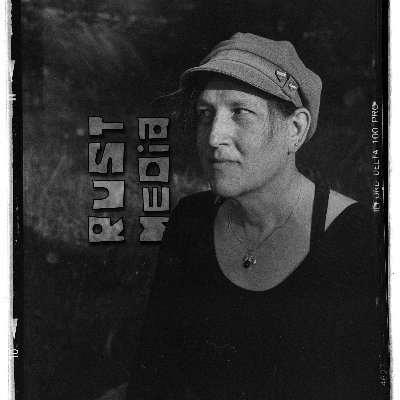 rustmedia's profile picture. Why yes Santa Claus, Virginia does exist and she's extrasolar..