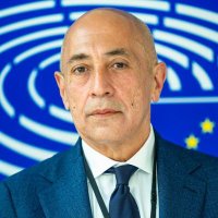 RobertoCuillo (@robertocuillo) 's Twitter Profile Photo RobertoCuillo (@robertocuillo) 's Twitter Profile Photo