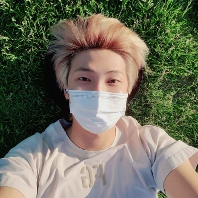 yvy_247's profile picture. ♡ Army ♡                                                                           be kind and spread positivity 💜