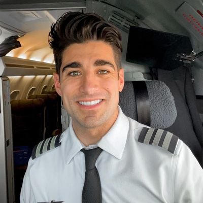 BRAN
AIRLINE ✈️| PILOT 👩✈️|TRAVEL 🌎| MEN'S LIFESTYLE
☀️🌙