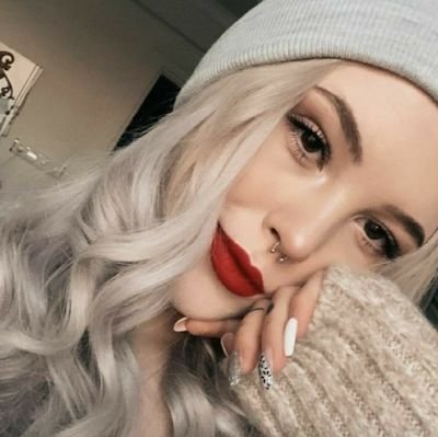 cerenis84343852's profile picture. tırnak