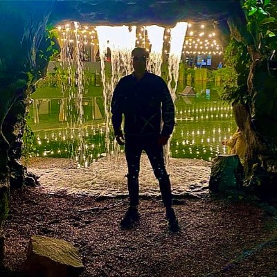 VladG70187751's profile picture. Расскажи о себе,Влад