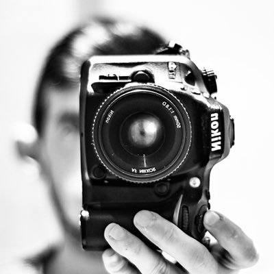 Graphic designer, Illustrator. #design enthusiast and book collector.
