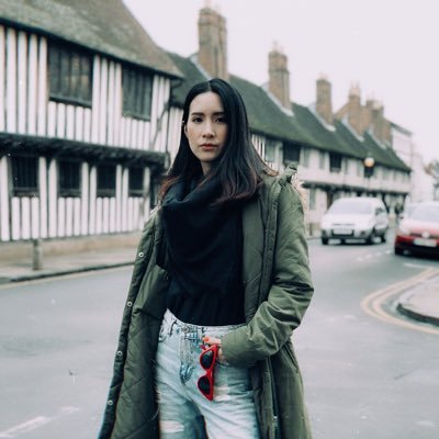 AF5, curator, marketer, cosmetics and skincare seeker, DAVIE JONES owner, mom and wife | Nitade Chula, London Film School, Exeter | FB: Mickyyy IG: mkmicky