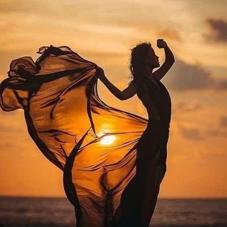 MausumiDas12's profile picture. Book 📚📖 love
music 🎶 peace 🕊️
lover 🧘 yoga
love yourself 💜
BTS ARMY💜
LOVE YOURSELF 💜