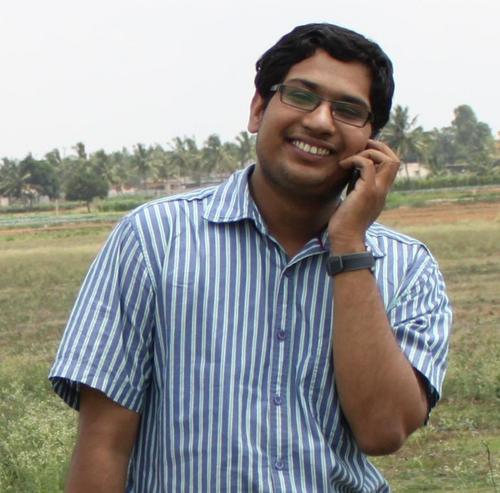 A tech freak, computer gig, bon vivant, part time in -house chef, hobbyist photographer, bicycler, social media, cloud computing, IBMer (views are my own ).