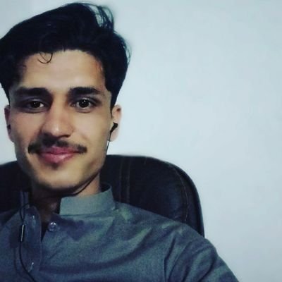 khalidMhd21's profile picture. web developer👨‍💻