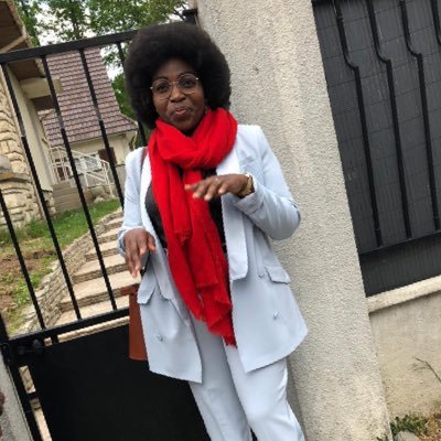 Hyasmine75's profile picture. ÊTRE DANS LA JOIE À TOUT MOMENT