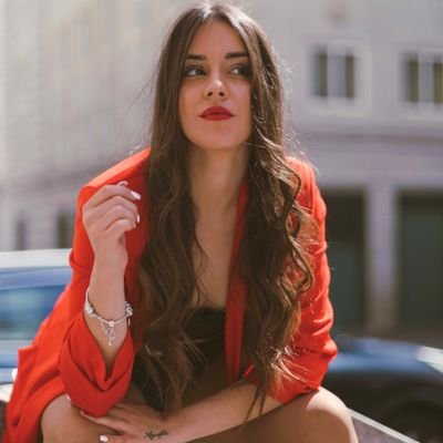 Anadealange's profile picture. 