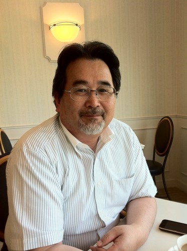 夕張が故郷 。神道 共生社会の実現を目指してアジアの人達のサポートをしてる。