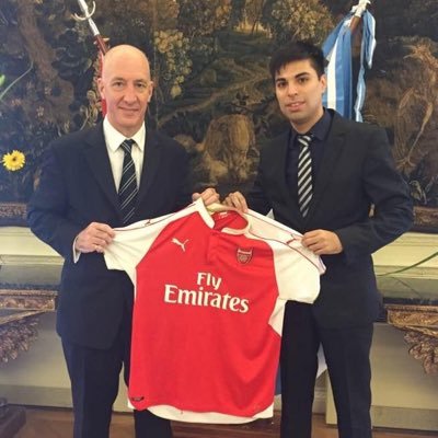 arsenaloide's profile picture. Fundador de @AFCArgentinaSC | Mi colección 👕: https://t.co/o1tD93L08a | Wengerista hasta mi muerte