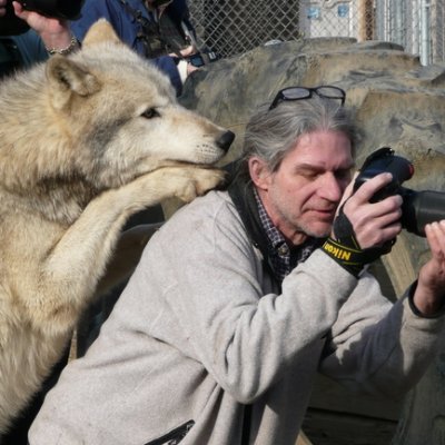 Proudest dad on earth. Sports photographer for decades. Harambe's personal photographer. https://t.co/b12DCuYQgT