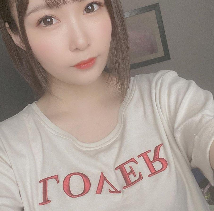 めっちゃさみしいよ~ あーあ、誰かそばにいたら、・・・ ねえ、フォーしてくれないの? いい写真見せるからさ(^_-)-☆