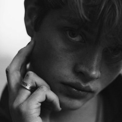 kohclov_'s profile picture. give me all of that ultraviolence. — not him