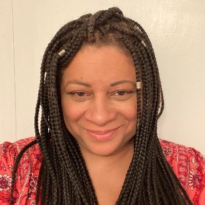 Audio storyteller, podcast producer, radio host, regular woman. *the opinions expressed herein are my own*