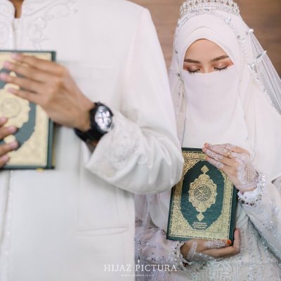 Designer Bridal Gown & Dress Muslimah 
📦 Pengiriman ke Seluruh Indonesia
⏰ Buka SELASA - AHAD jam 09.00 - 16.00
📱 Contact us 🔽 #kebayalaksmi