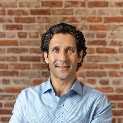 Real Estate Investor-Operator @ https://t.co/o4wOhsxcxw - Focused on Retail Driven Mixed-Use Properties | Adj Professor @USC MRED | inspire, surf, laugh 🏁