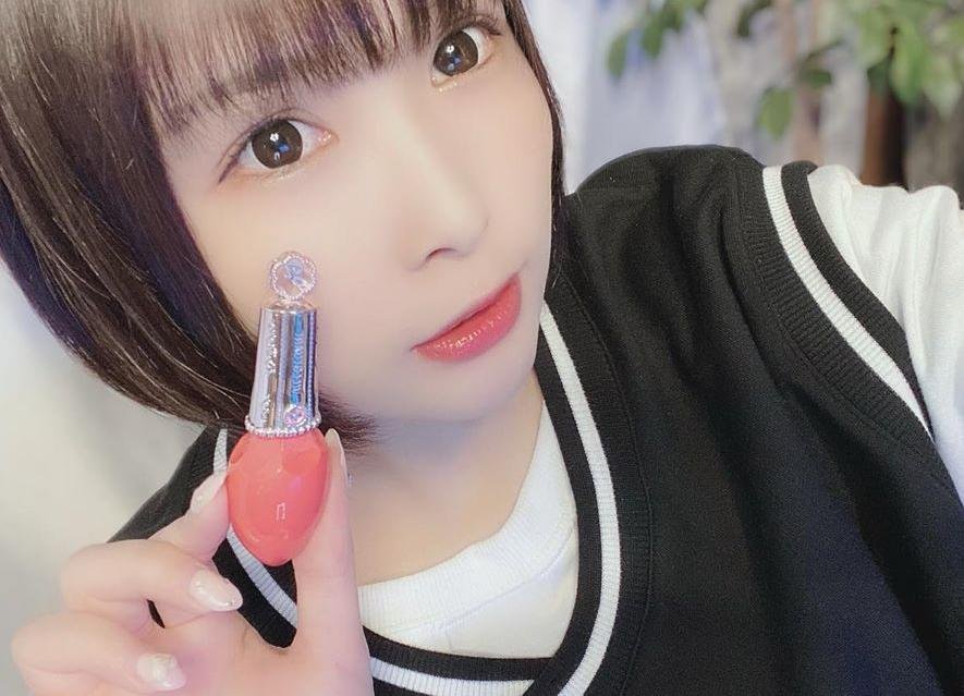めっちゃさみしいよ~ あーあ、誰かそばにいたら、・・・ ねえ、フォーしてくれないの? いい写真見せるからさ(^_-)-☆