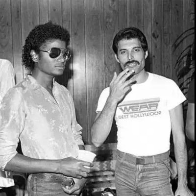 SoSoSoRock's profile picture. 無物永驻，一切皆流。