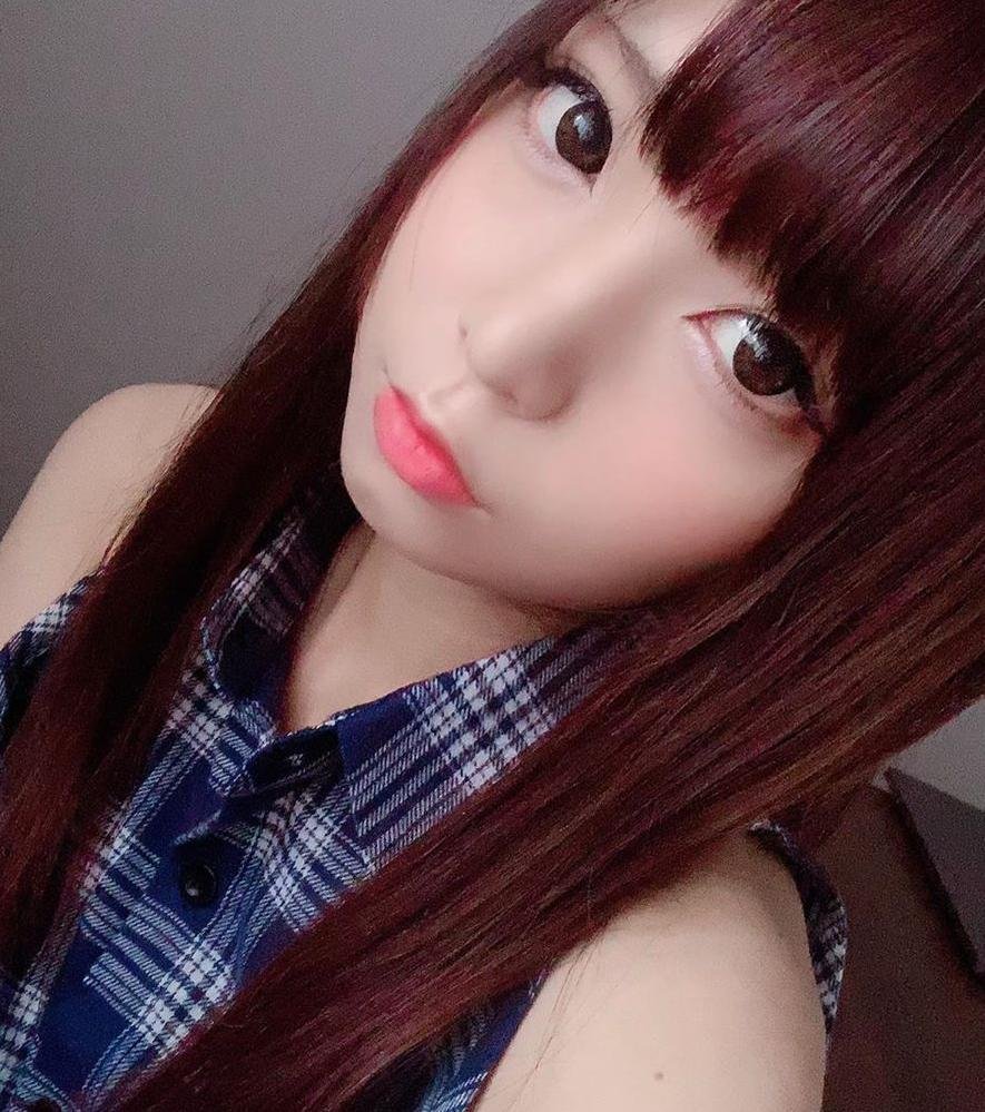めっちゃさみしいよ~ あーあ、誰かそばにいたら、・・・ ねえ、フォーしてくれないの? いい写真見せるからさ(^_-)-☆