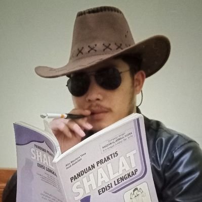 hakimlkmn_'s profile picture. Opini dan statement disini besifat pribadi, matur suwun 🙏