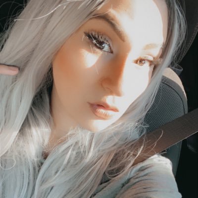 Mexican-American. Houston Native. Entrepreneur. Plant Mom. Activist. Graphic Design Student . She/Her