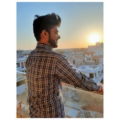KunalGa31880319's profile picture. ||fate loves the fearless||🍁
