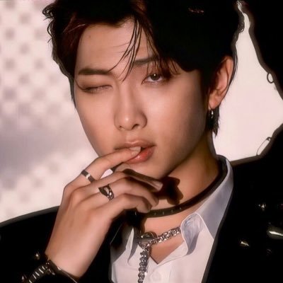 itscourtalexis's profile picture. I like BTS. That’s it. That’s the bio