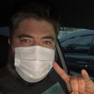 josigolcwb's profile picture. navegando aqui na rede do ódio