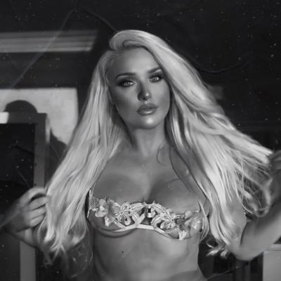 Wanderrluusst's profile picture. And it was all just a dream ☁️