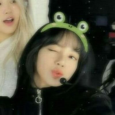 DcrlingNeshlxe's profile picture. 