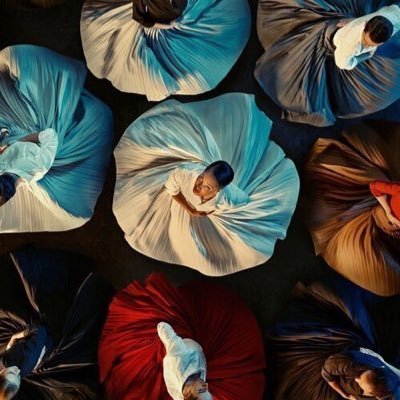 قارِئة، مُهتمة بالشعرِ والأدب، وشيء من الفنْ.