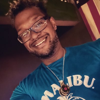 Blong2DaSkreets's profile picture. standup material repository