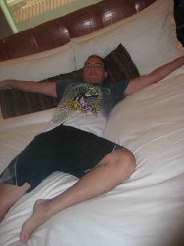 Check1984's profile picture. 