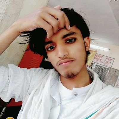 किया कहा अभी भी सेकुलर पार्टियों में वफ़ा ढूंढ रहे हो...?
बड़े ही नादान हो मियां बंजर ज़मीं घास ढूंढ रहे हो ...!