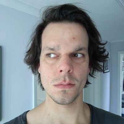 beedoubleyou_'s profile picture. Unwashed and somewhat slightly dazed.