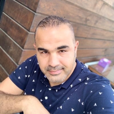 h_elzanati's profile picture. 