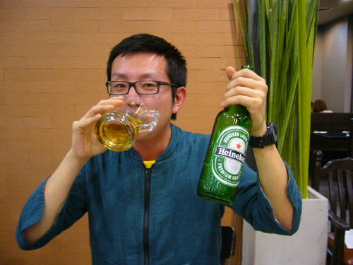 fuku3z's profile picture. 大阪の貝塚在住、福永です！大学卒業後に正社員を経験し、勝手に独立、その後自称法人として堀江のカフェで丁稚奉公しています！夢は、地元でカフェ開業！他に世界一周、ブックシェアという活動を当たり前にすること！人に関わることが好きです！！あと嗜む程度に飲みが好き！