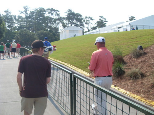 lancenll's profile picture. thumbs up, ima ninja for life, teen livin in florida, a huge smartass, so yeah.