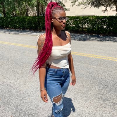 itschevvvaaa's profile picture. 22.