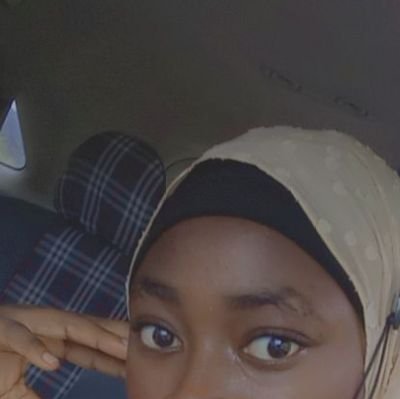 Muslimah 🧕
Green panther 🌦️🍀🌈
Bibliophile 📚
Ailurophile 🐈