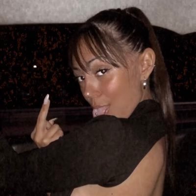 PilyGonzalezz's profile picture. 