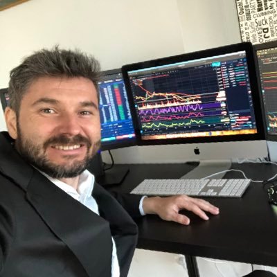 Știai că 90% dintre oamenii care fac crypto trading își pierd toți banii? Dacă vrei să faci parte dintre cei 10%, ai nevoie de educație! Investește în tine!