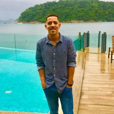 Bacharel em Direito. ⚖️
Jesus é o dono do lugar. 🙏🏾
Apaixonado pelo clube @VascodaGama ♥️