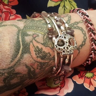 Jewellery maker, Volunteer, and a great fan of the unusual 

https://t.co/BezGISiXCW

#gothic #pagan #handmadebyastrangewoman