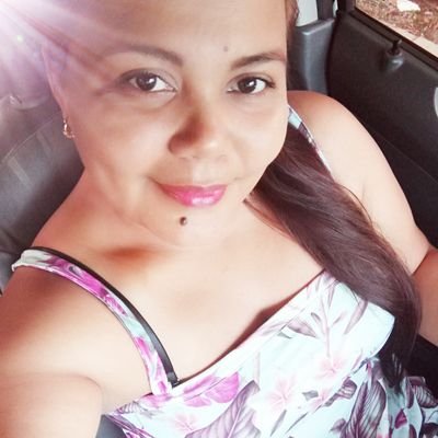 DraJenifer28's profile picture. Única.. Medica... Hija de Dios... Juan Sebastian mi vida entera.. Amo mi familia..😍😘💏