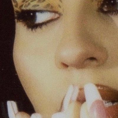 ___lorena1998's profile picture. 