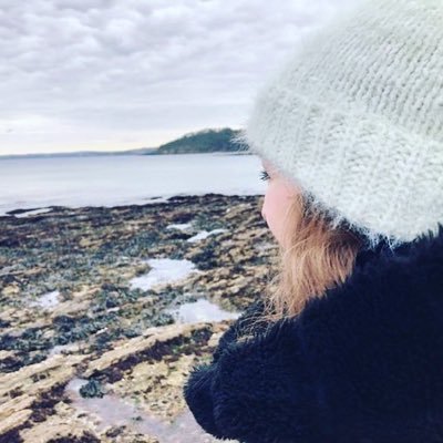 she/her 💫 Freelance Journalist 🎙️ Trainer at @CHAOSDigitalUK 🌸 Producer of #InTwoMinds - a doc on Huntington's Disease - listen at: https://t.co/iMk81jczkB